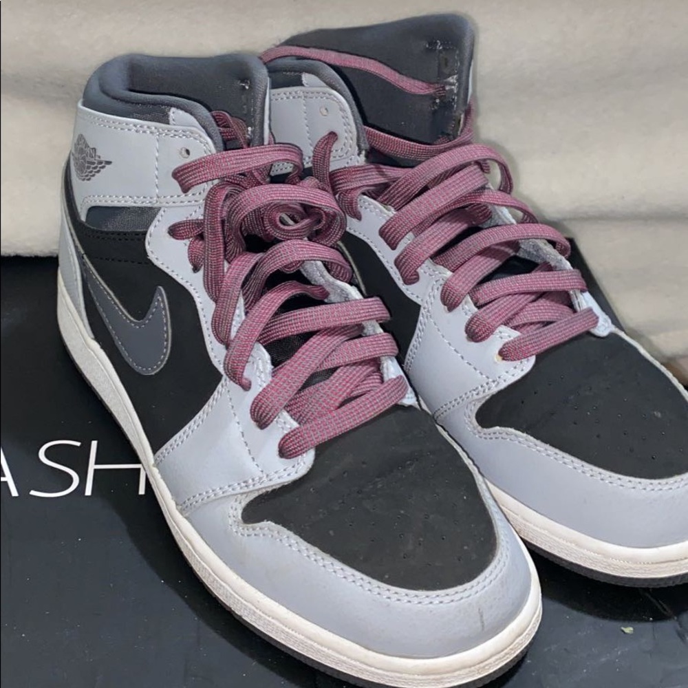 Air Jordan retro 1s